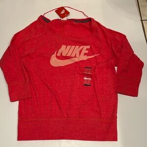NWT new Nike pull over top red workout light sweatshirt M